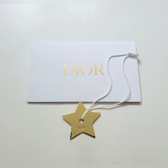 (Sale)Christian Dior Gold Star Metal Charm Brand New - Picture 1 of 4